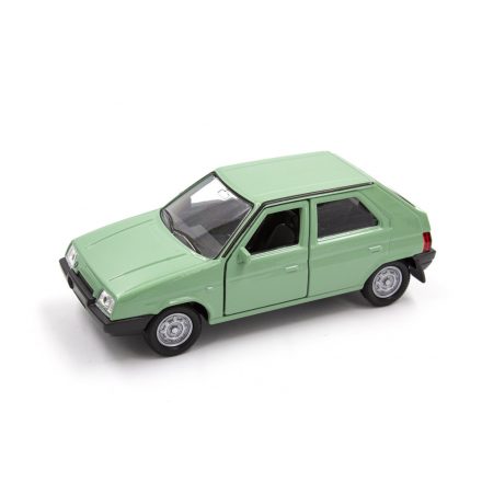 Welly Dobozos Modell Autó Skoda Favorit